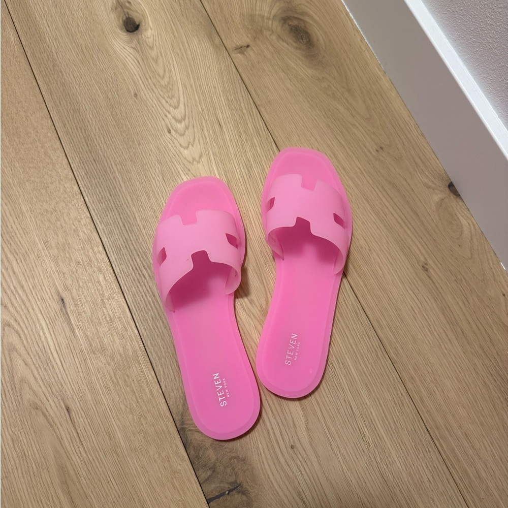 Steve Madden h sandals in opaque pink